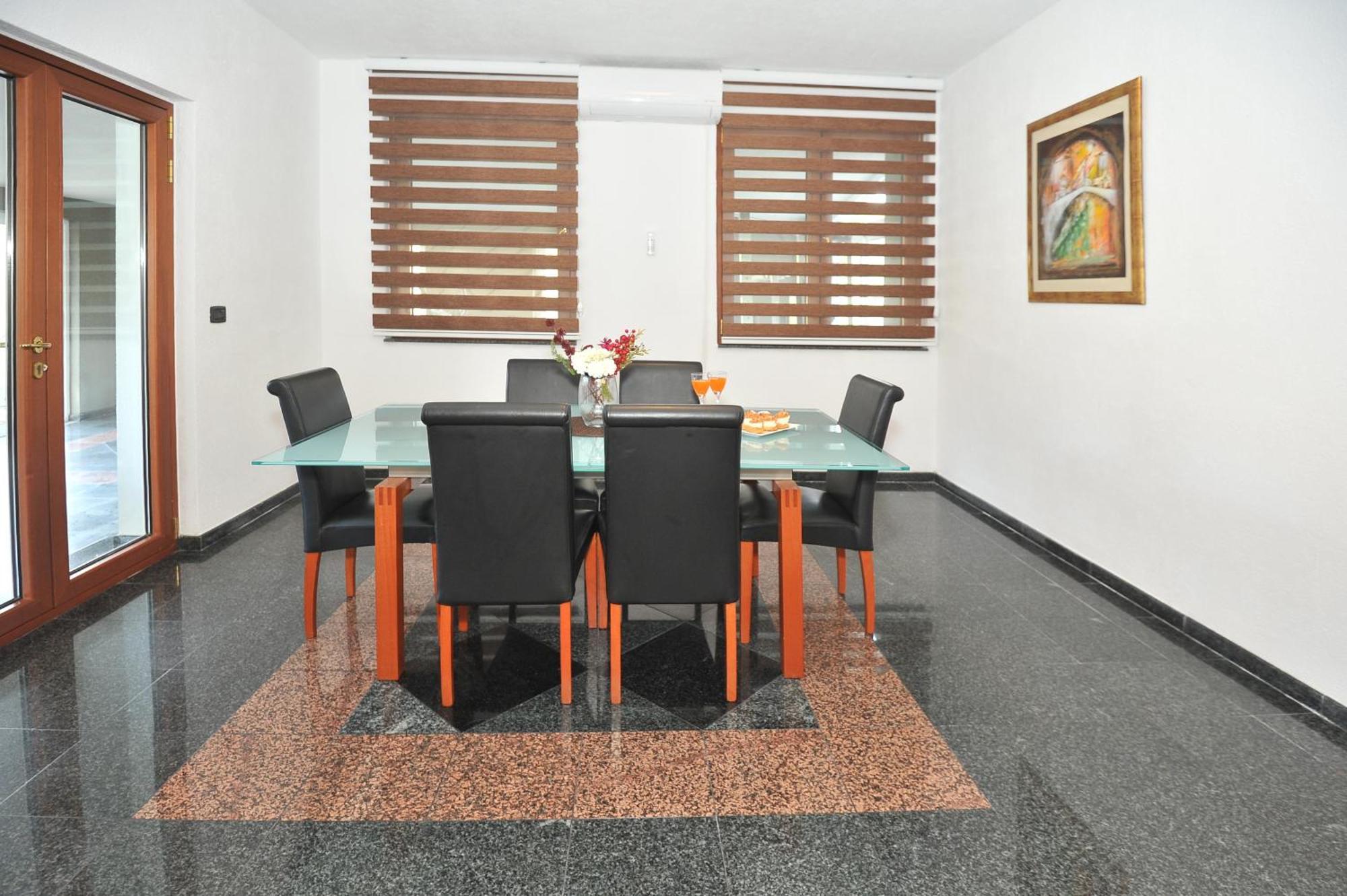 Pool House Maslina Apartment Мостар Екстериор снимка