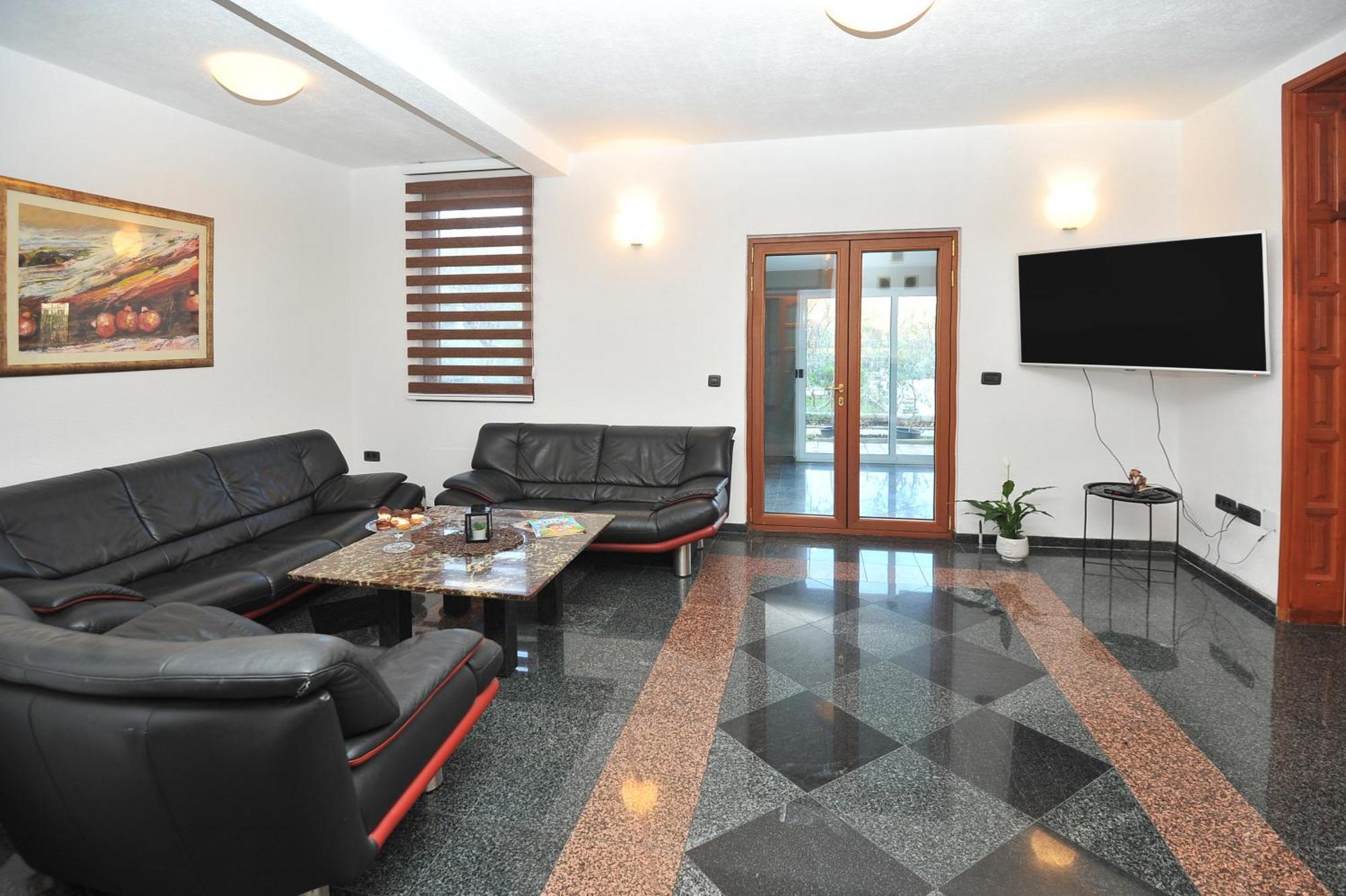 Pool House Maslina Apartment Мостар Екстериор снимка