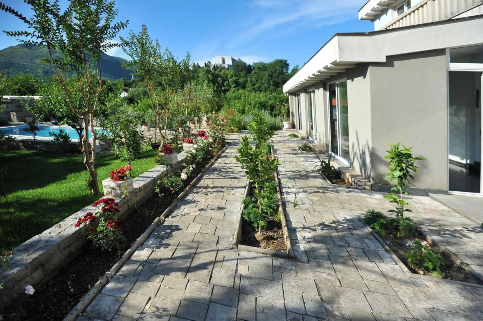 Pool House Maslina Apartment Мостар Екстериор снимка