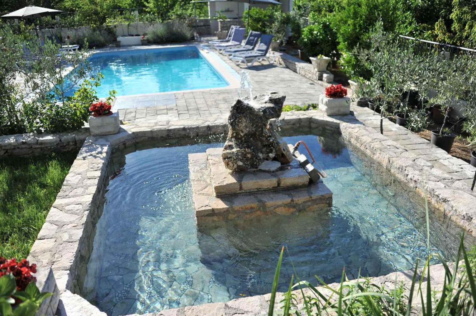 Pool House Maslina Apartment Мостар Екстериор снимка