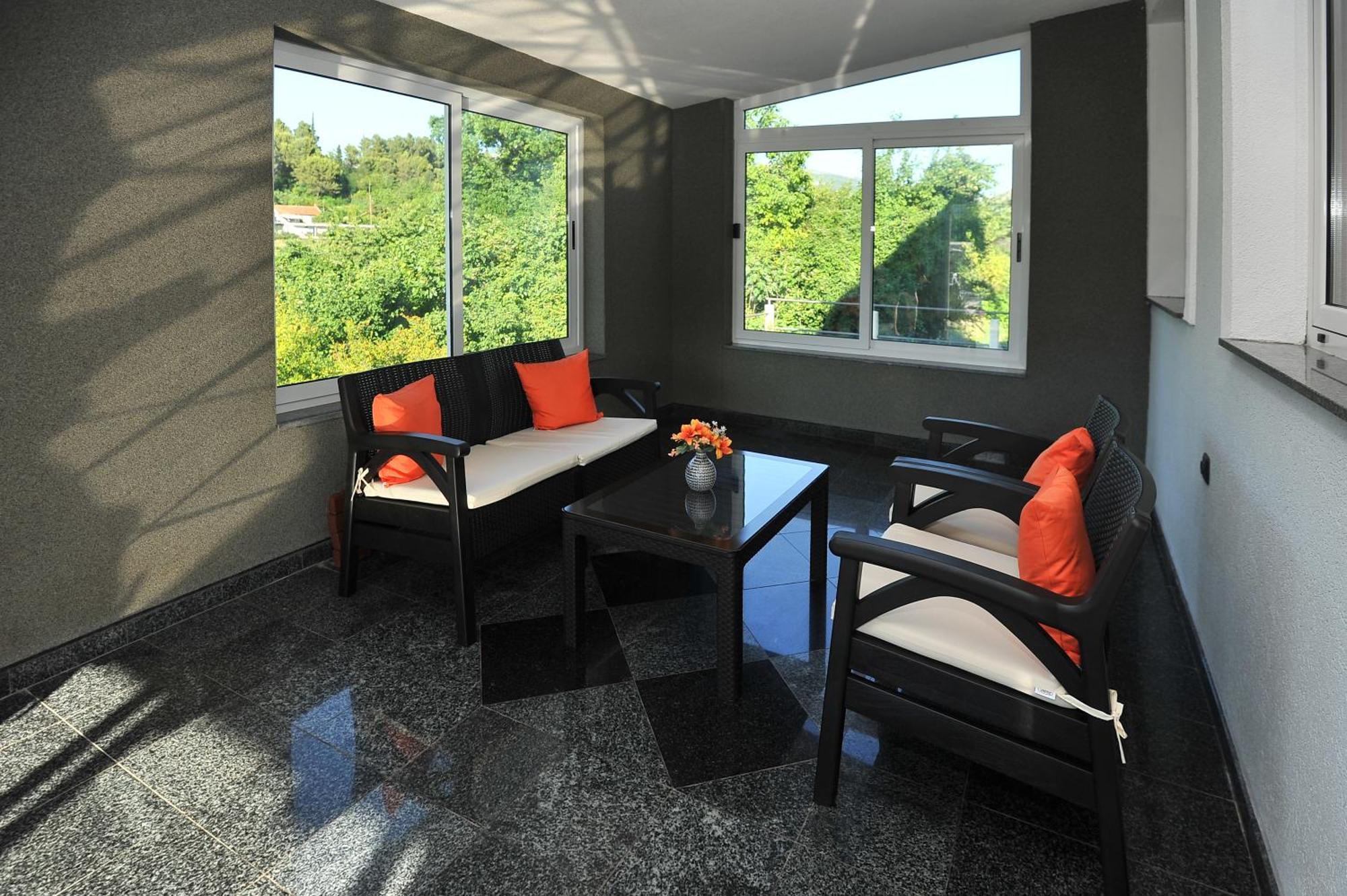 Pool House Maslina Apartment Мостар Екстериор снимка