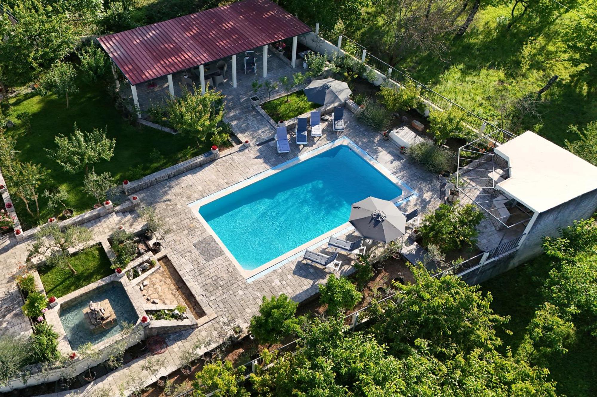 Pool House Maslina Apartment Мостар Екстериор снимка